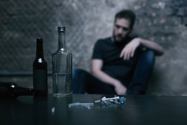 the-warning-signs-of-substance-abuse-in-teenagers